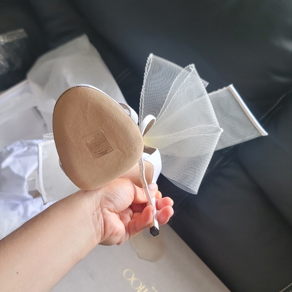 Shoes - Picture 1 of 4